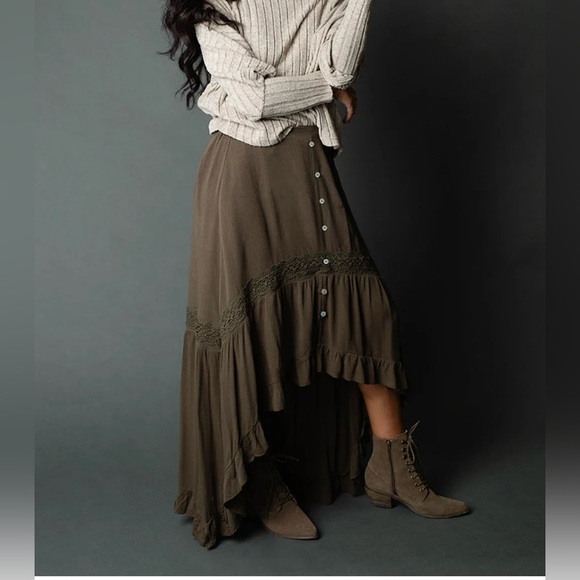 Dresses & Skirts - Olive Green Maxi Skirt